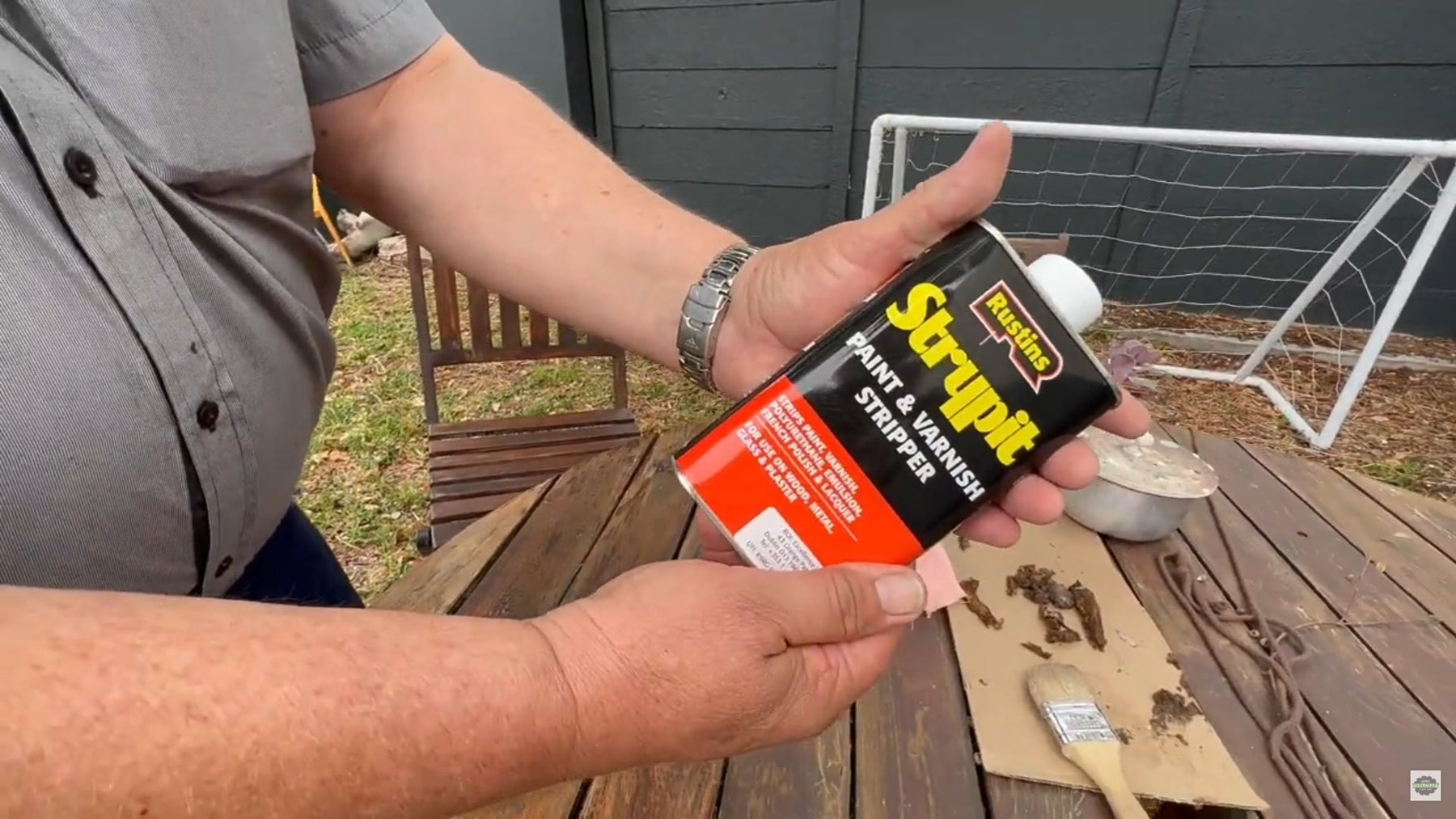 Using Rustins Strypit Varnish Stripper