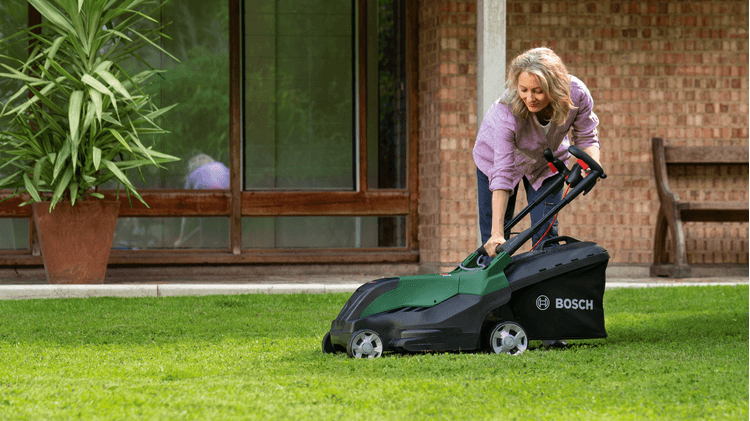 Bosch DIY | Lawn Mower AdvancedRotak 44-750