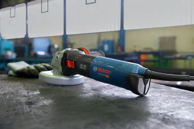 Bosch Professional | Angle Grinder GWS 17-125 S