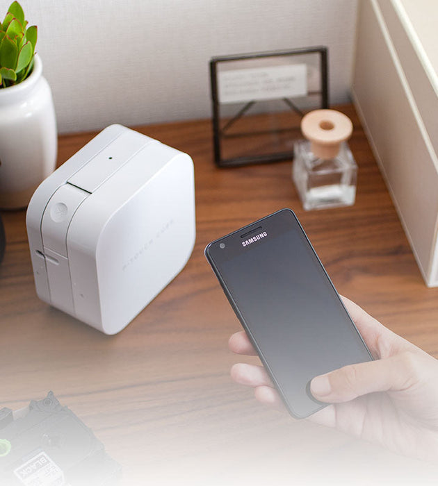 Brother | P-Touch P300Bt Desktop/Mobile Printer