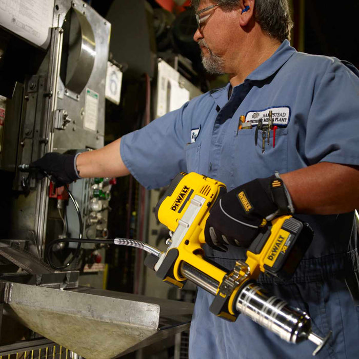 DeWalt | Cordless Grease Gun 18V