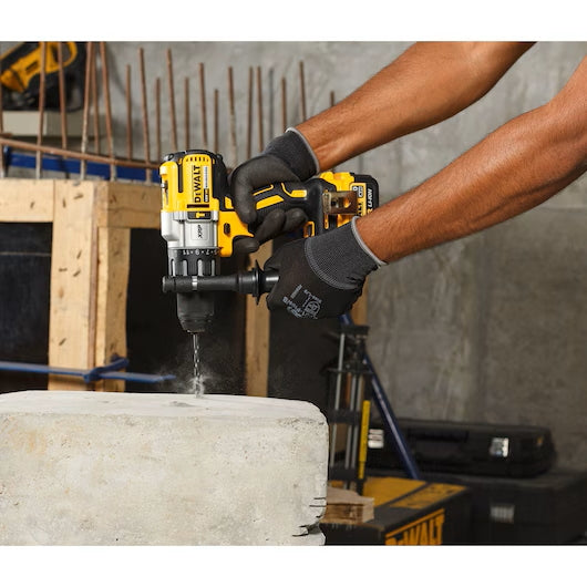 DeWalt | Cordless Hammer Drill/Driver 18V XR Bl 3 Speed DCD996NT-XJ Solo