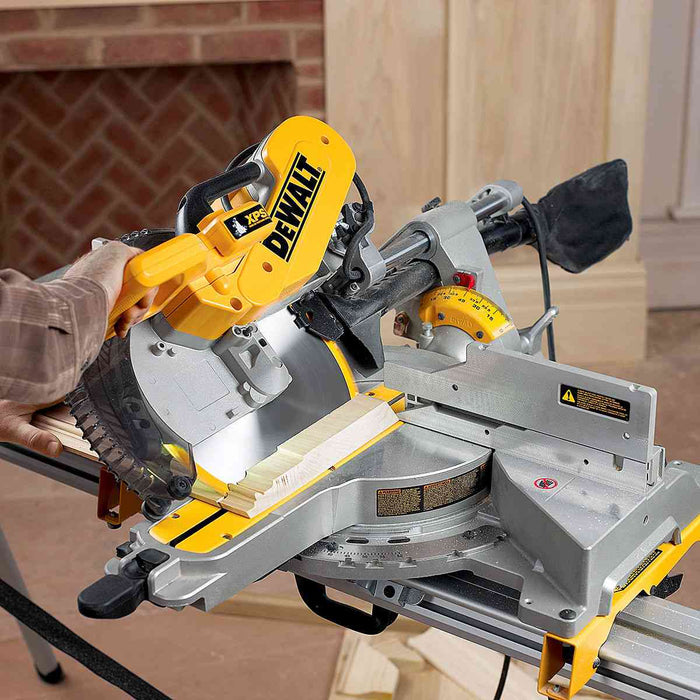 DeWalt | Mitre Saw Sliding Compound 305mm