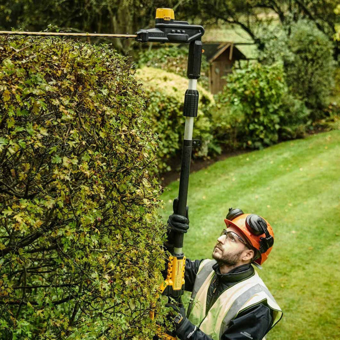 DeWalt | Pole Hedge Trimmer 18V XR 5.0Ah Bare DCMPH566N-XJ