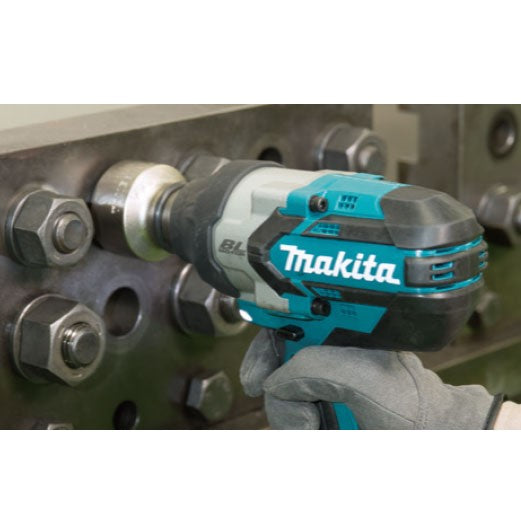 Makita | Cordless Impact Wrench 3/4" DTW1001ZJ 18V (Battery Excluded)