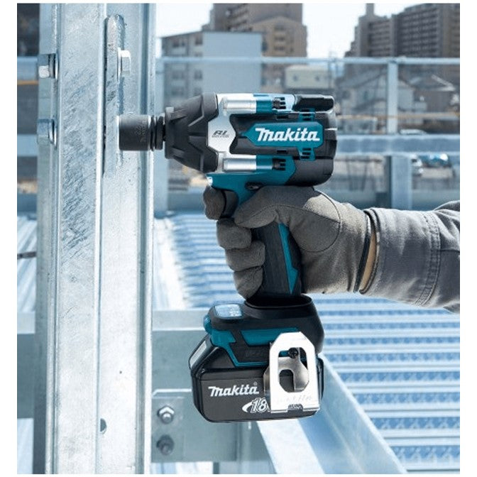 Makita | Cordless Impact Wrench 700Nm 18V (Battery Excluded) DTW700ZJ